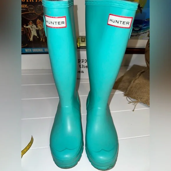 Rare Tiffany Blue Hunter Boots Size 4 boys 5 girls - Picture 2 of 13